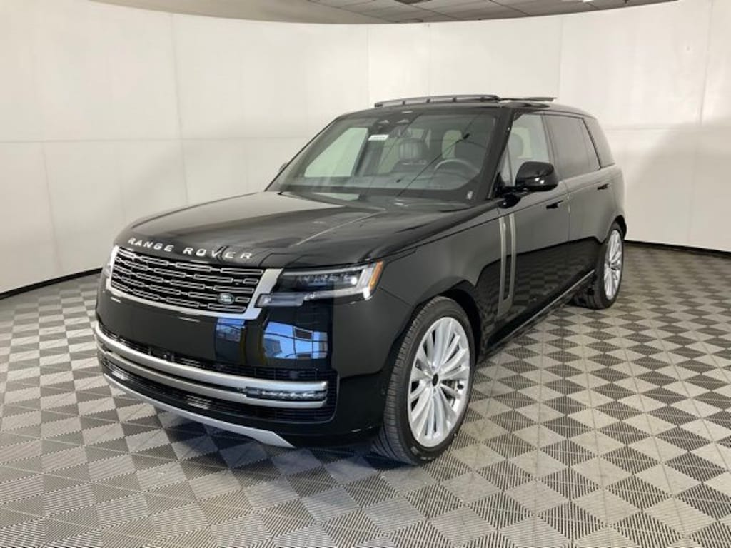 New 2026 Land Rover Range Rover SE SUV