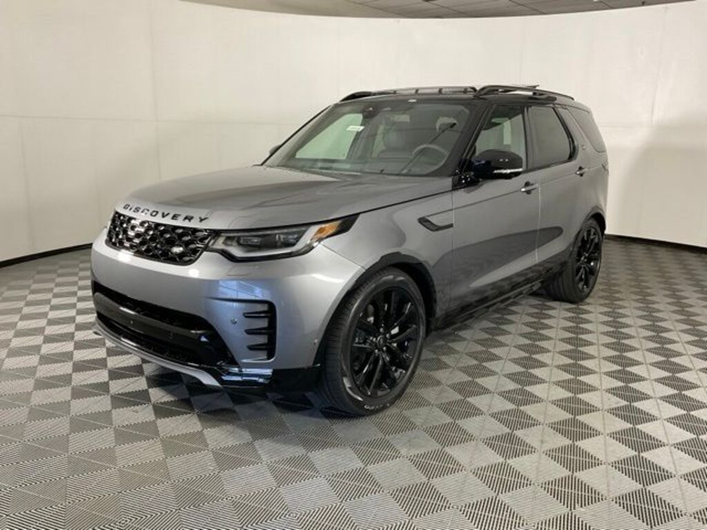 New 2026 Land Rover Discovery Dynamic SE SUV