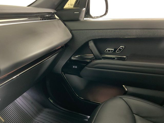 2025 Land Rover Range Rover Sport Dynamic SE - Photo 14