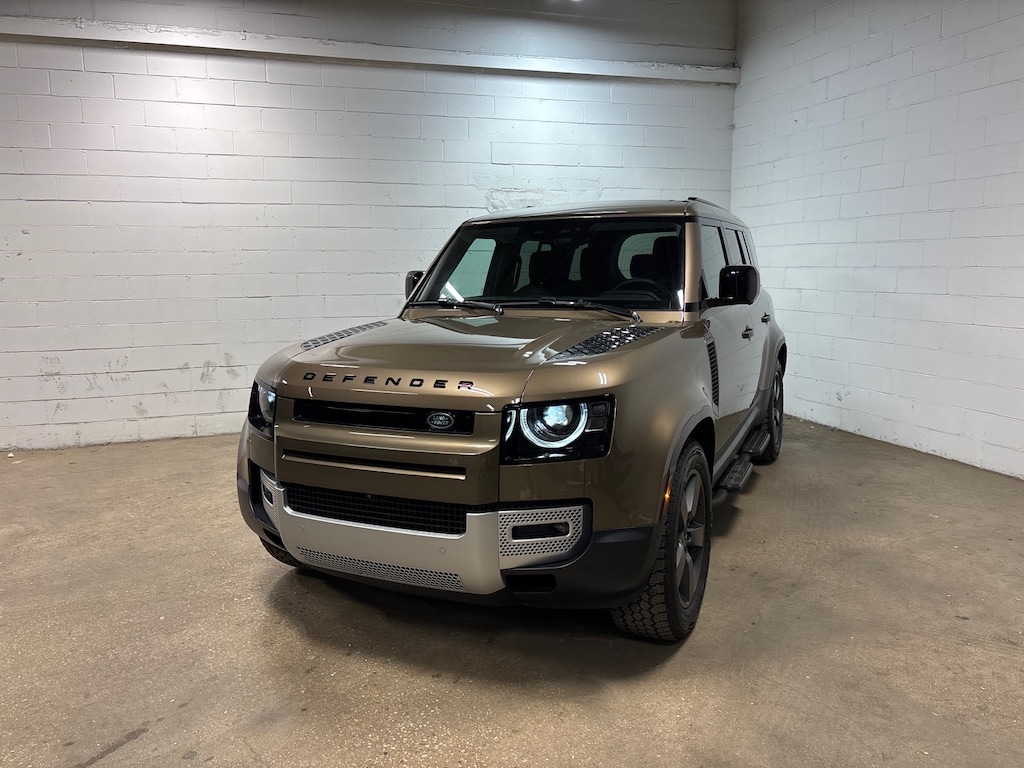 New 2025 Land Rover Defender 110 S SUV
