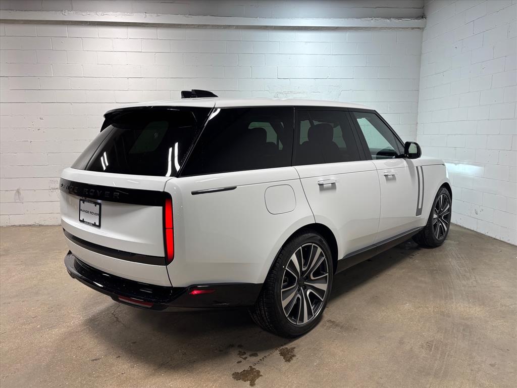 2026 Land Rover Range Rover SE - Photo 6