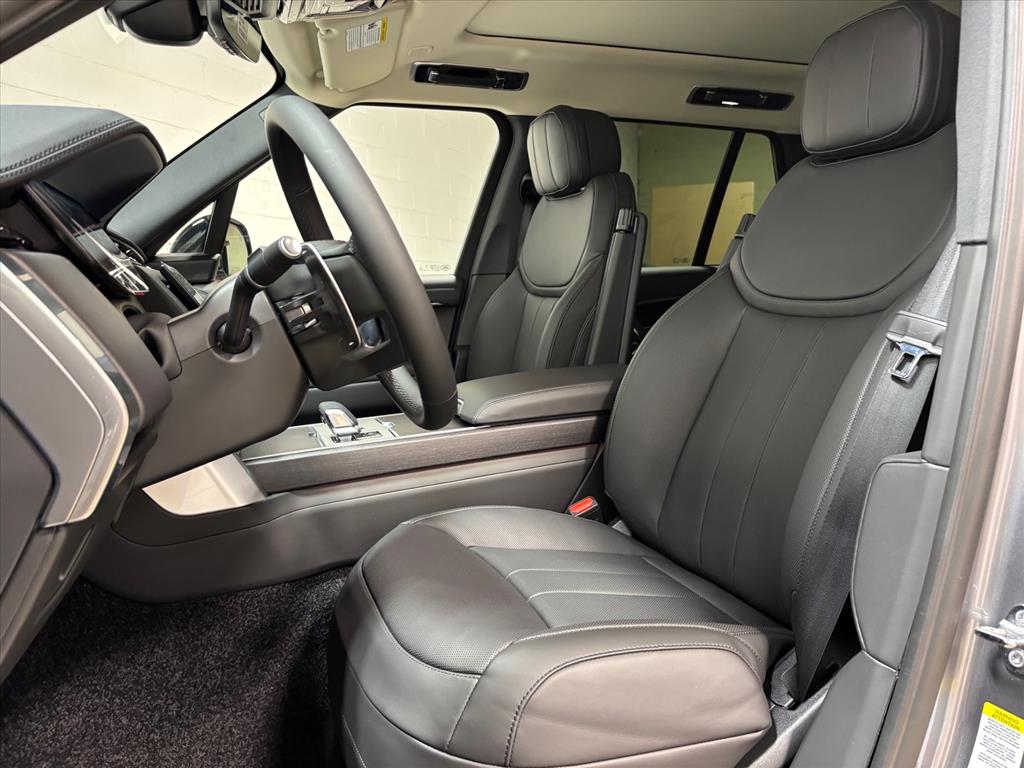 2026 Land Rover Range Rover SE - Photo 22