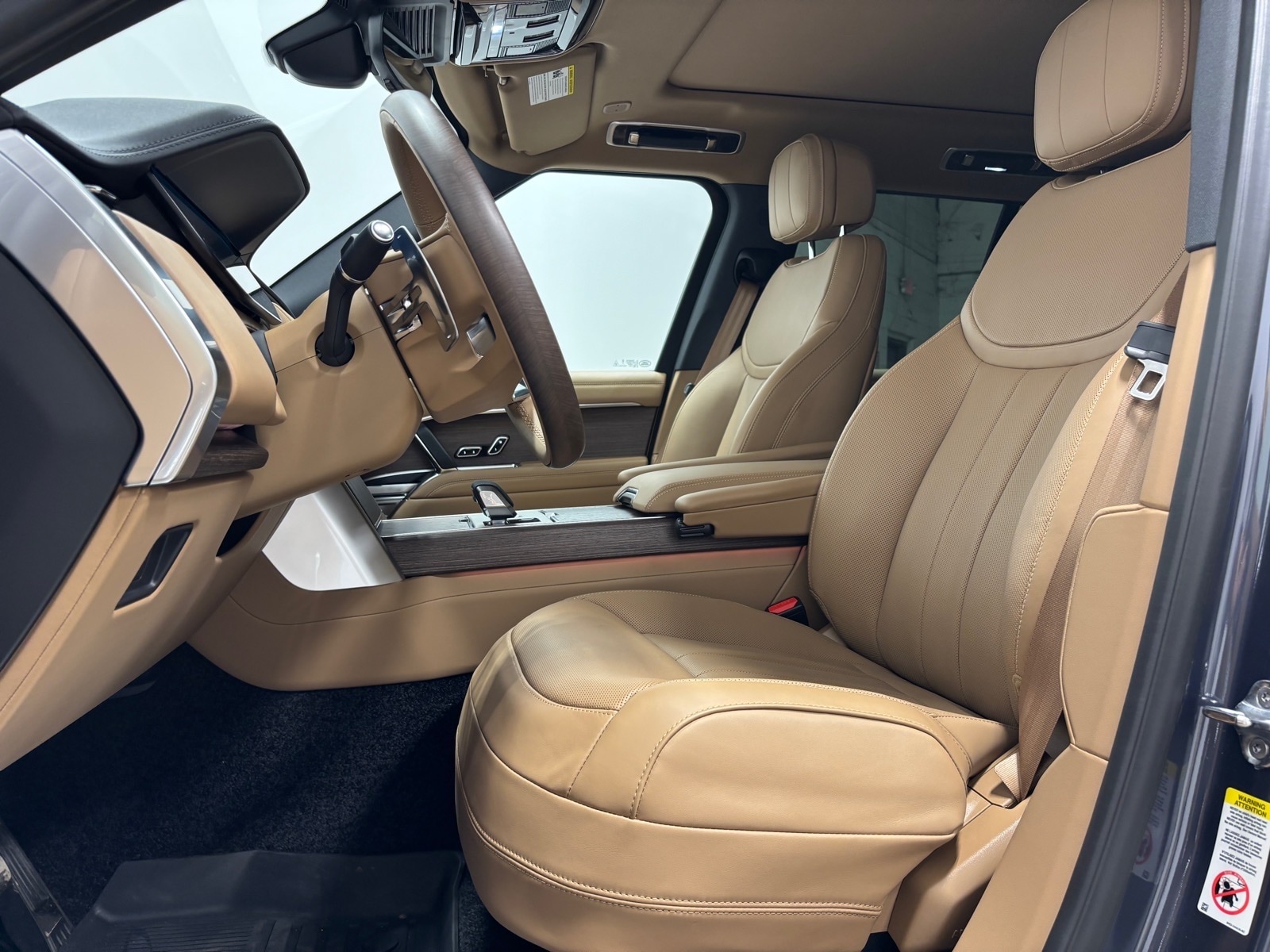 2026 Land Rover Range Rover SE - Photo 23