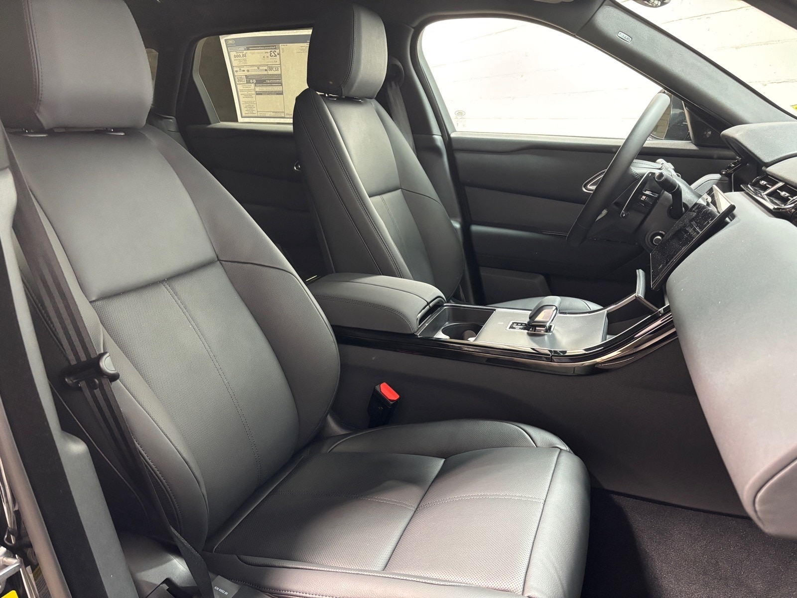 2026 Land Rover Range Rover Velar S - Photo 31