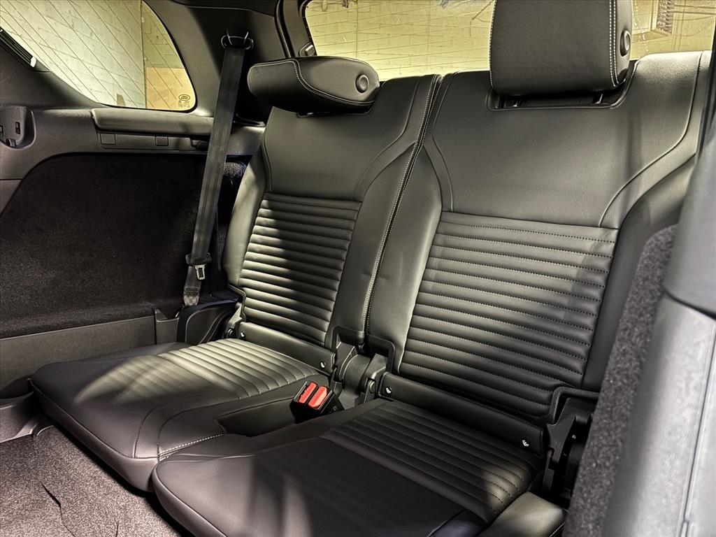 2026 Land Rover Discovery Gemini Edition - Photo 27