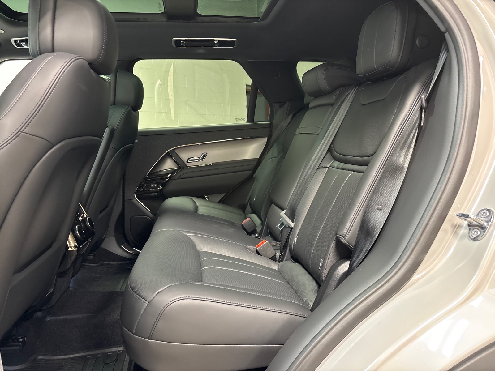2026 Land Rover Range Rover Sport SE - Photo 28