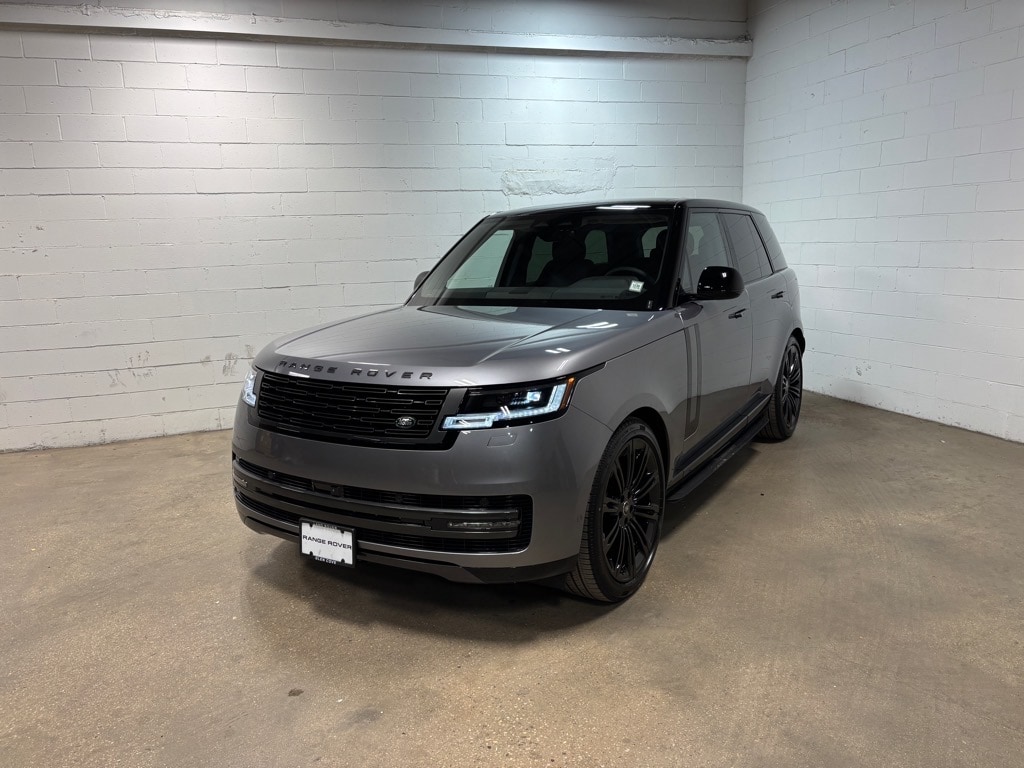 New 2025 Land Rover Range Rover P400 SE AWD P400 SE SUV