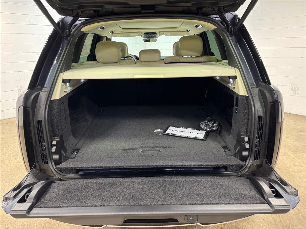 2026 Land Rover Range Rover SE - Photo 42