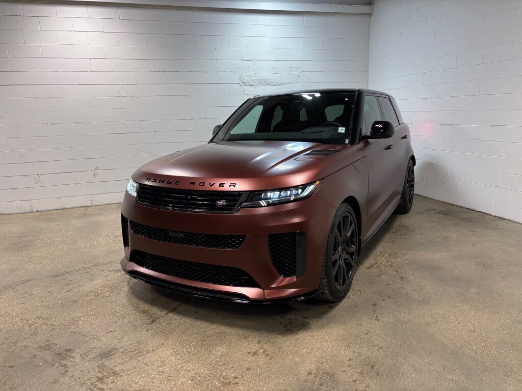 2025 Land Rover Range Rover Sport photo 2