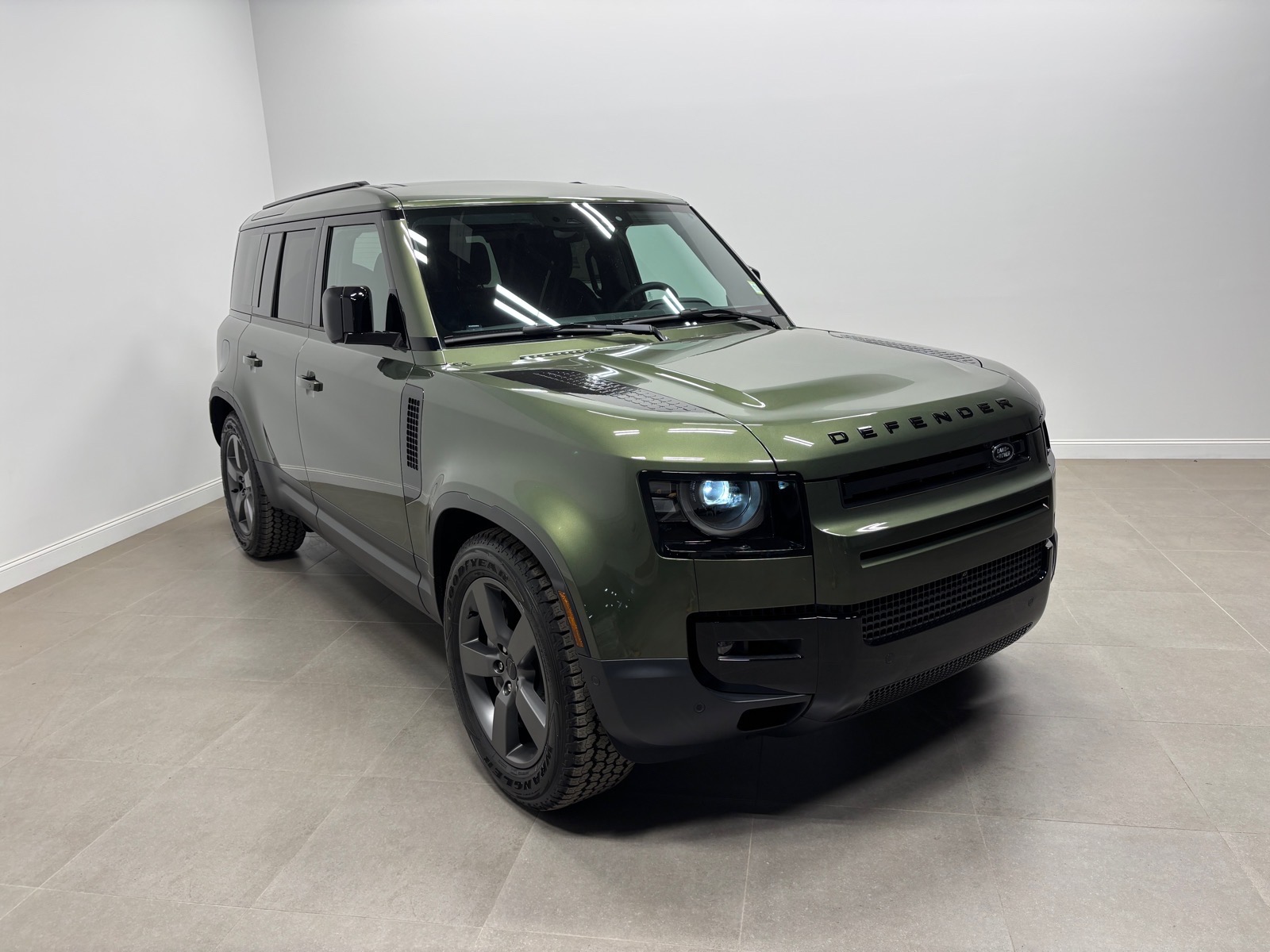 New 2026 Land Rover Defender 110 S SUV