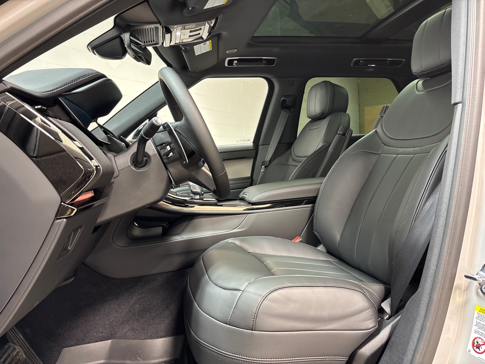 2026 Land Rover Range Rover Sport SE - Photo 22