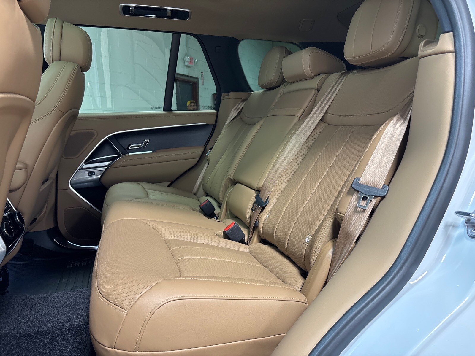 2026 Land Rover Range Rover SE - Photo 27