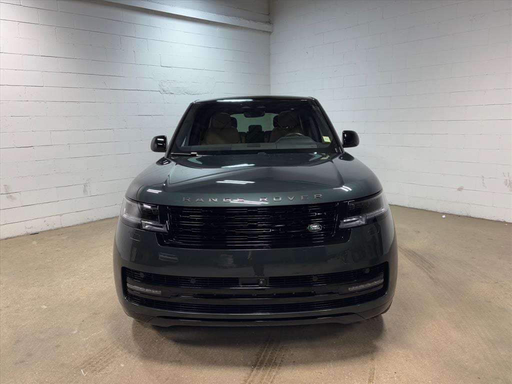 Used 2025 Land Rover Range Rover SE SUV