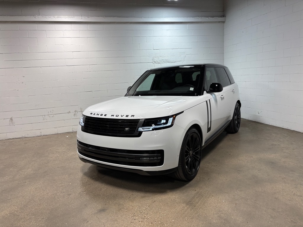 New 2025 Land Rover Range Rover SE 530PS SUV