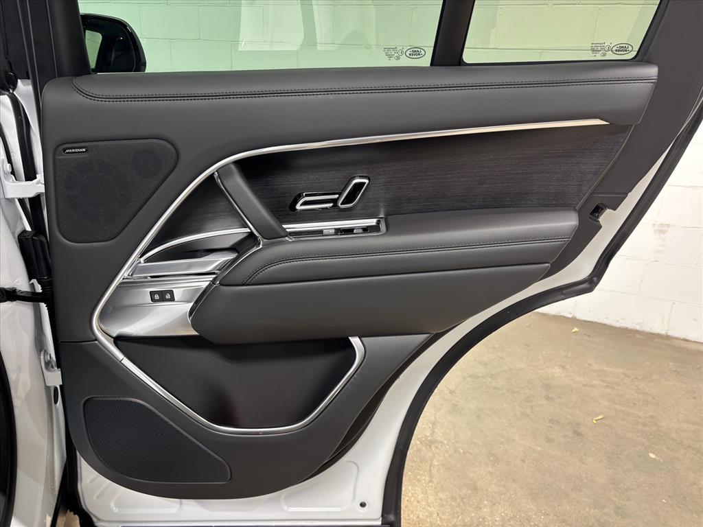 2026 Land Rover Range Rover SE - Photo 40