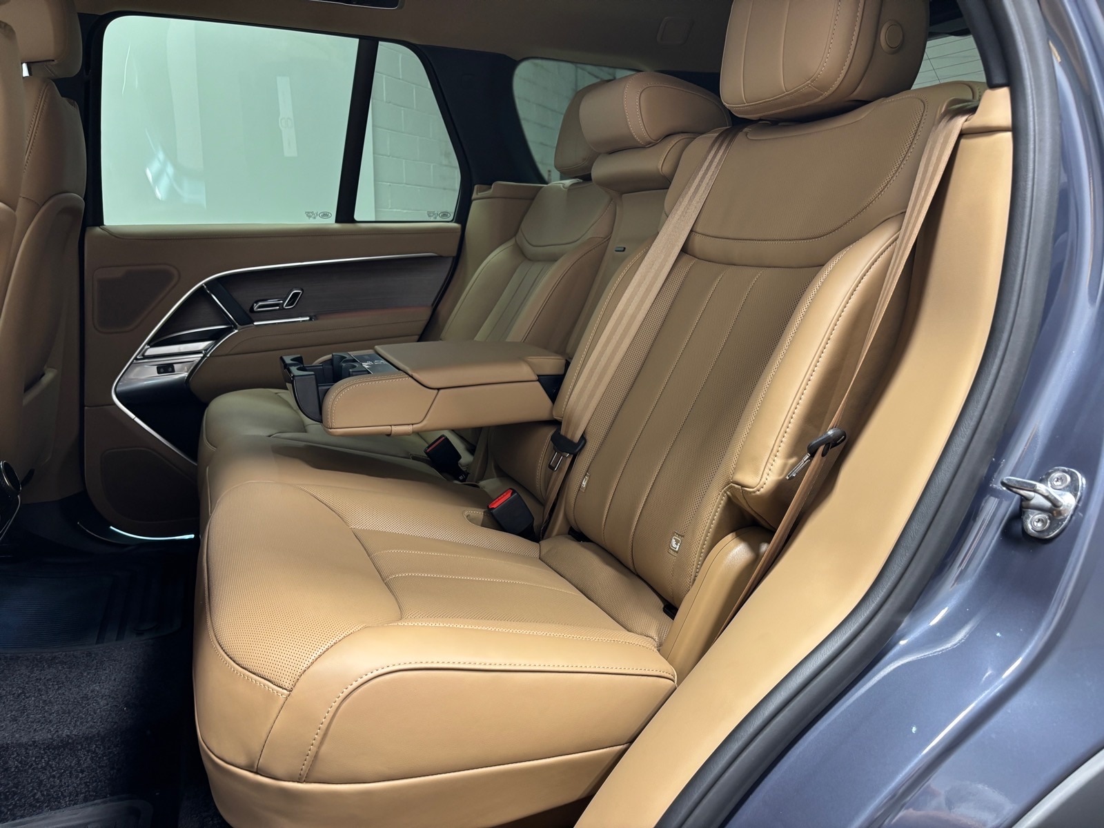 2026 Land Rover Range Rover SE - Photo 26