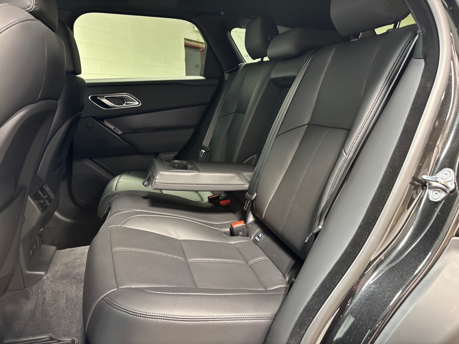 2026 Land Rover Range Rover Velar Dynamic SE - Photo 26