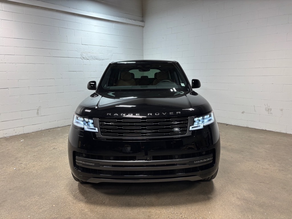 New 2025 Land Rover Range Rover P530 SE AWD P530 SE  SUV