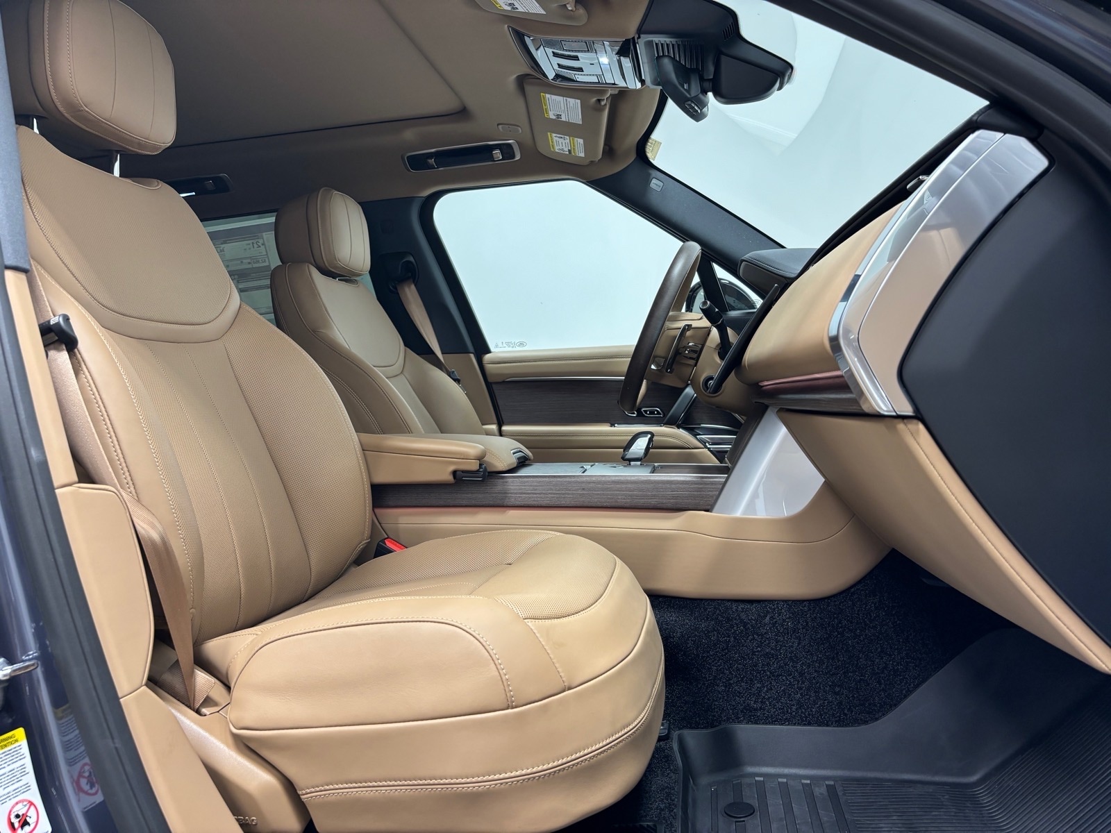 2026 Land Rover Range Rover SE - Photo 32