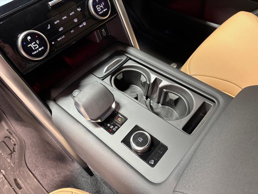2026 Land Rover Discovery Gemini Edition - Photo 13