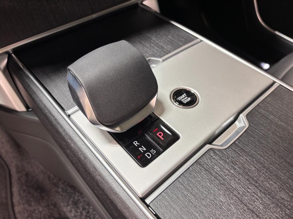 2026 Land Rover Range Rover SE - Photo 15
