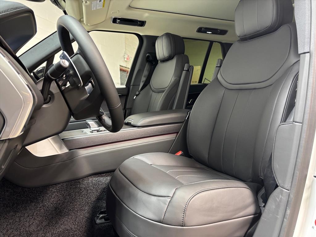2026 Land Rover Range Rover SE - Photo 22