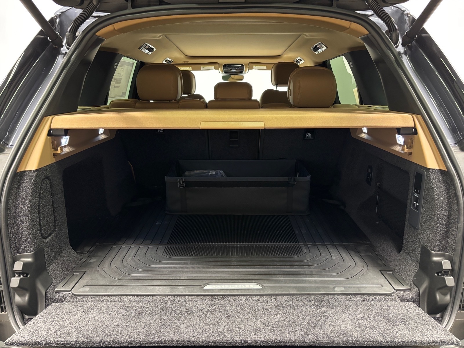 2026 Land Rover Range Rover SE - Photo 42