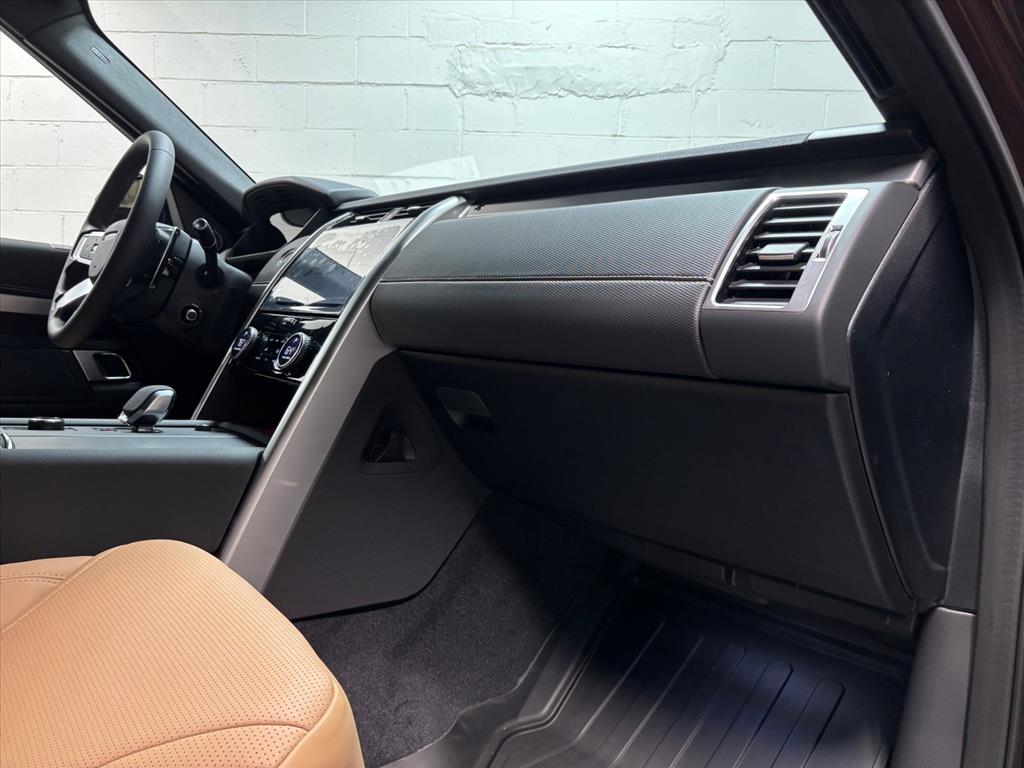 2026 Land Rover Discovery Gemini Edition - Photo 29
