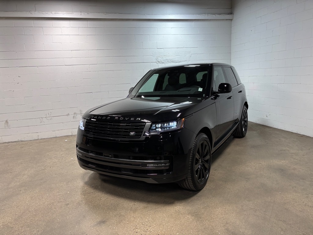 New 2025 Land Rover Range Rover P550e SE AWD P550e SE  SUV