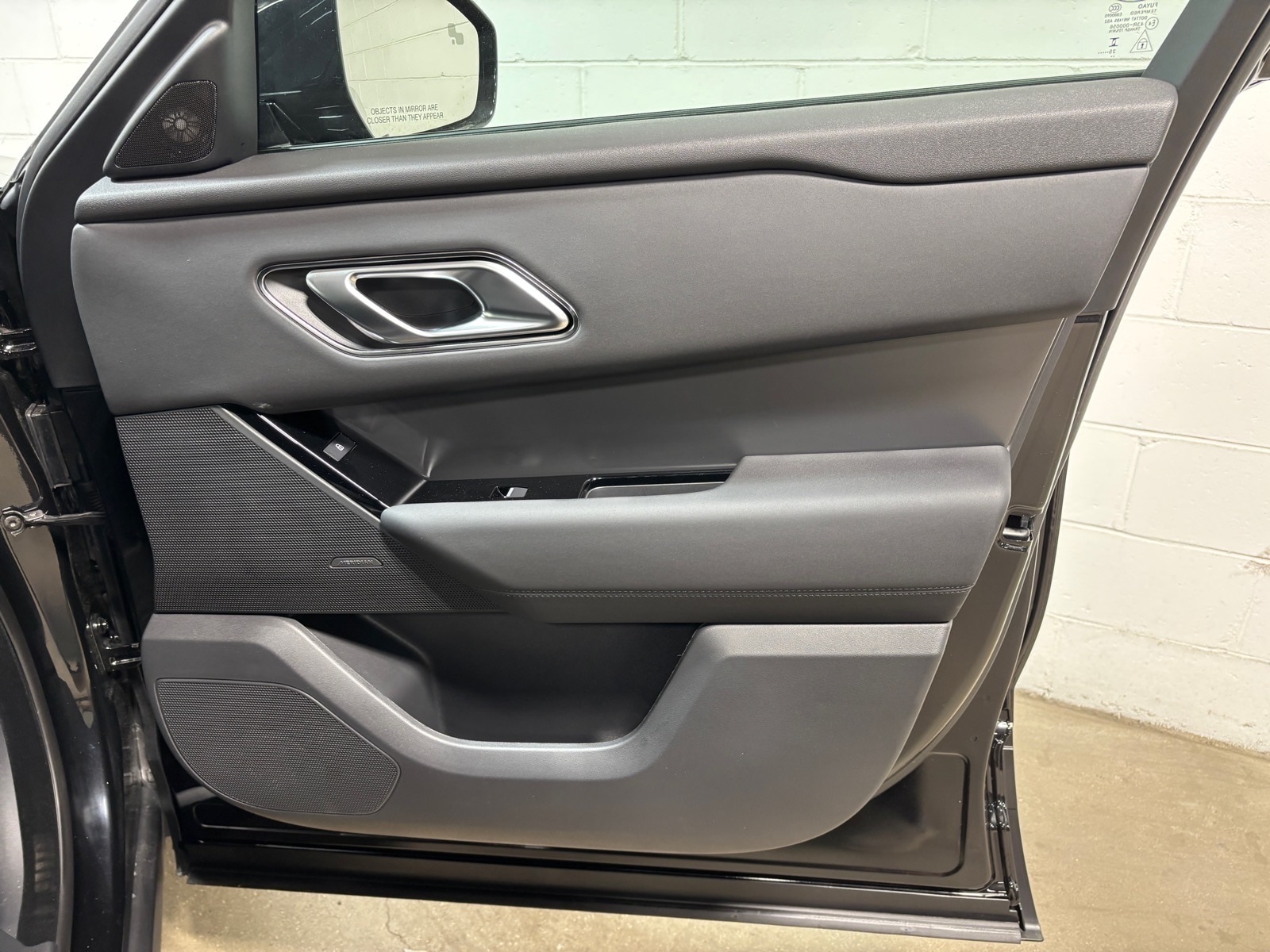 2026 Land Rover Range Rover Velar S - Photo 33