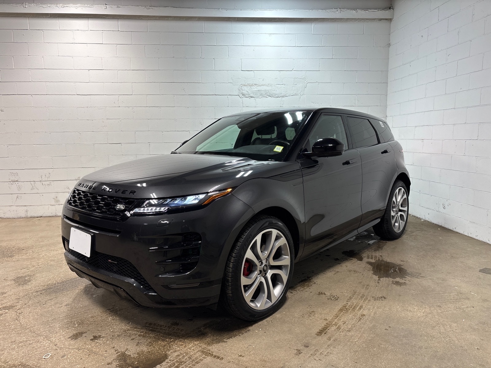 2023 Land Rover Range Rover Evoque R-Dynamic S's photo