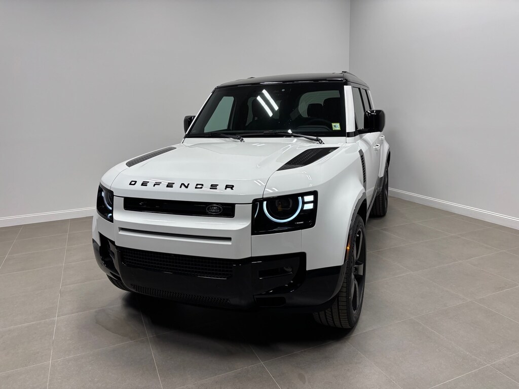 New 2026 Land Rover Defender 110 X-Dynamic SE SUV
