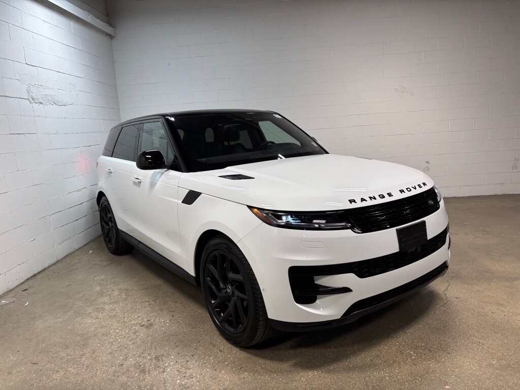 2023 Land Rover Range Rover Sport SE photo 4