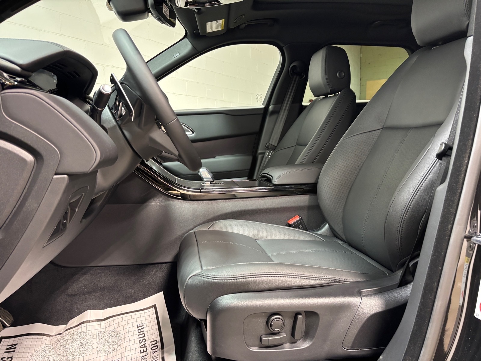 2026 Land Rover Range Rover Velar Dynamic SE - Photo 22