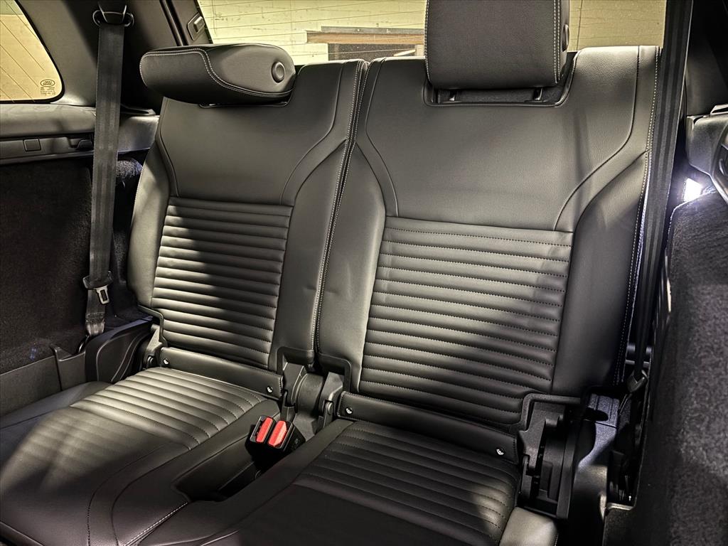 2026 Land Rover Discovery Gemini Edition - Photo 26