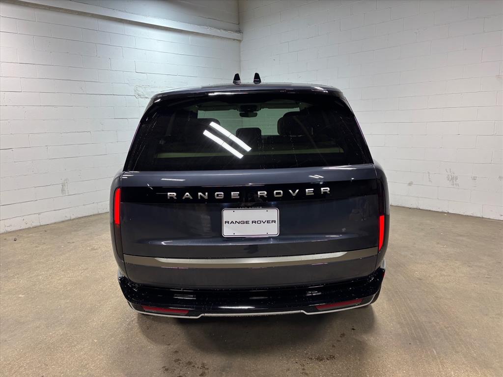 2026 Land Rover Range Rover SE - Photo 8