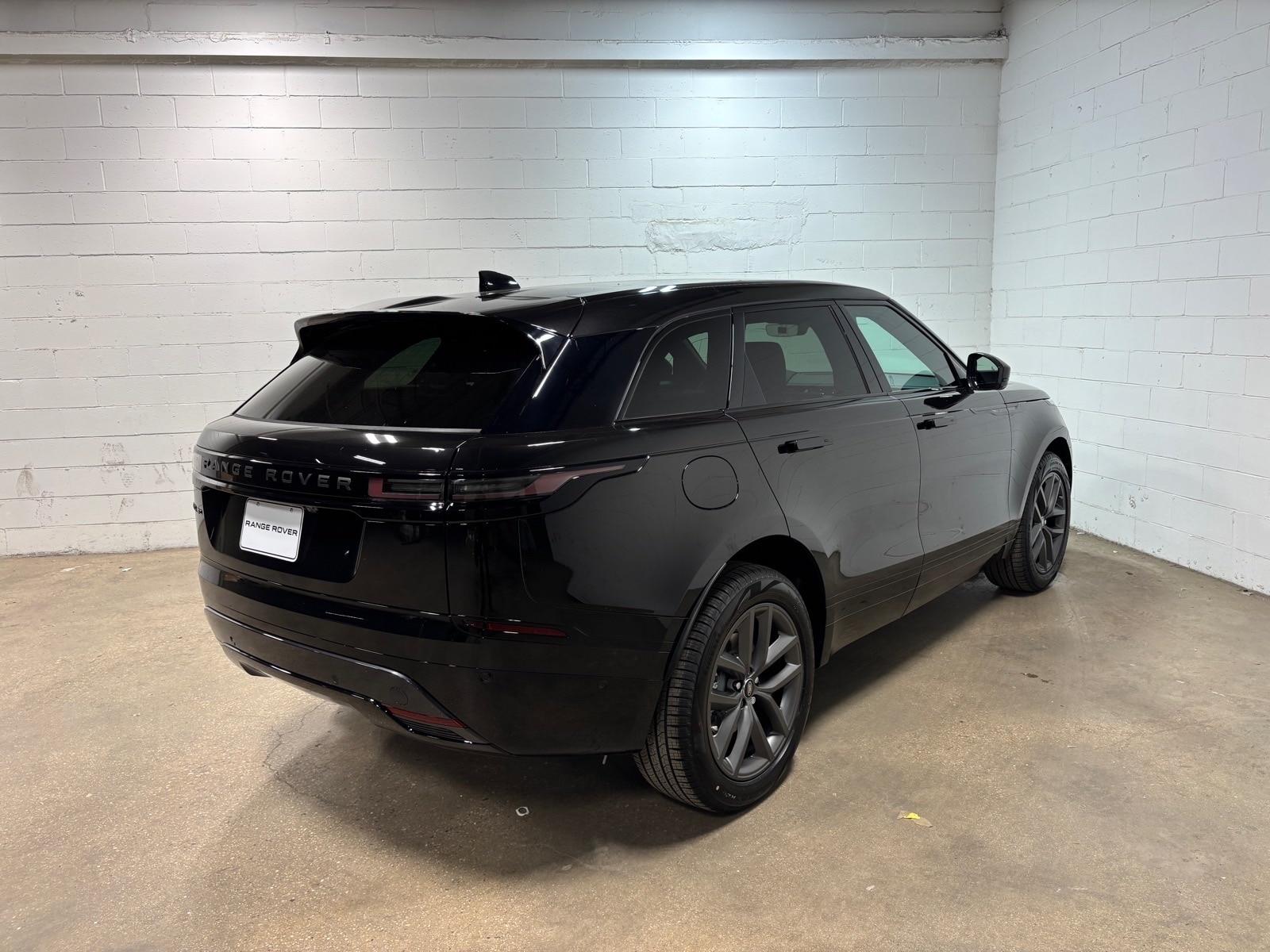 2026 Land Rover Range Rover Velar Dynamic SE - Photo 6