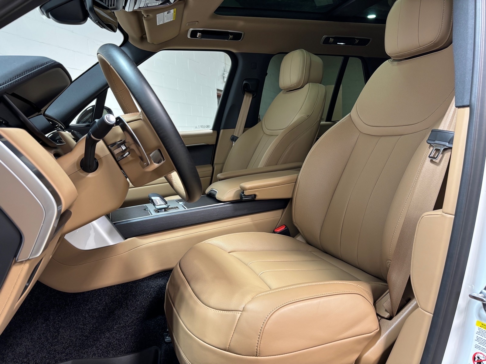 2026 Land Rover Range Rover SE - Photo 21