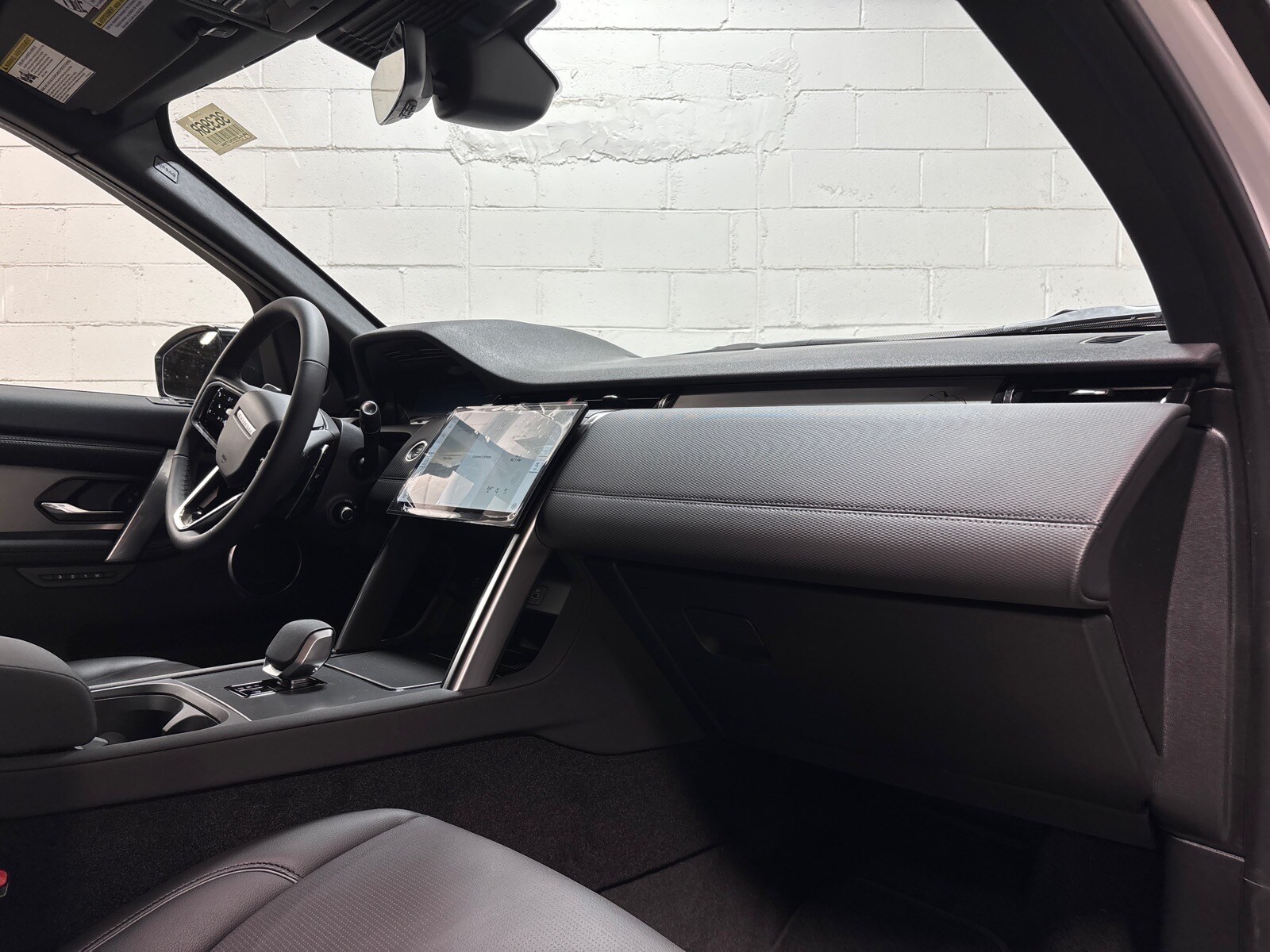 2026 Land Rover Discovery Sport Landmark - Photo 30