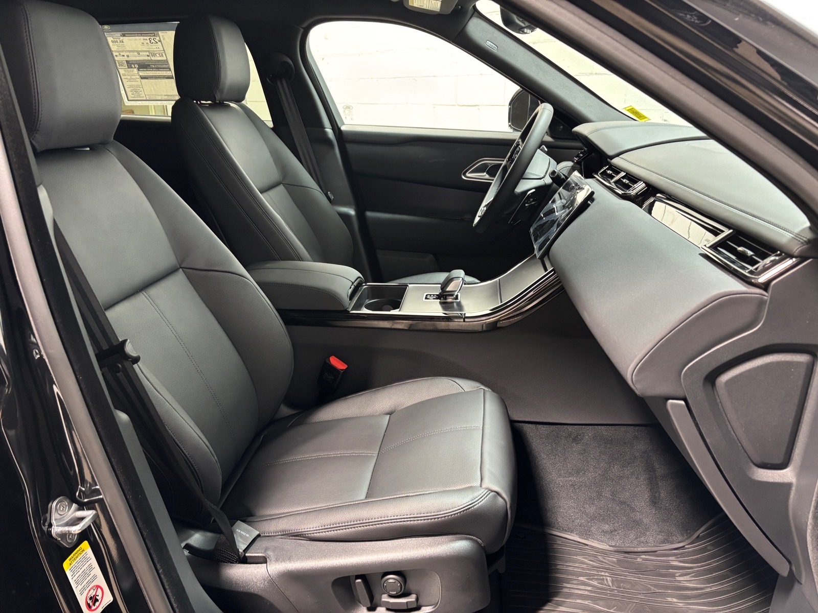 2026 Land Rover Range Rover Velar Dynamic SE - Photo 31