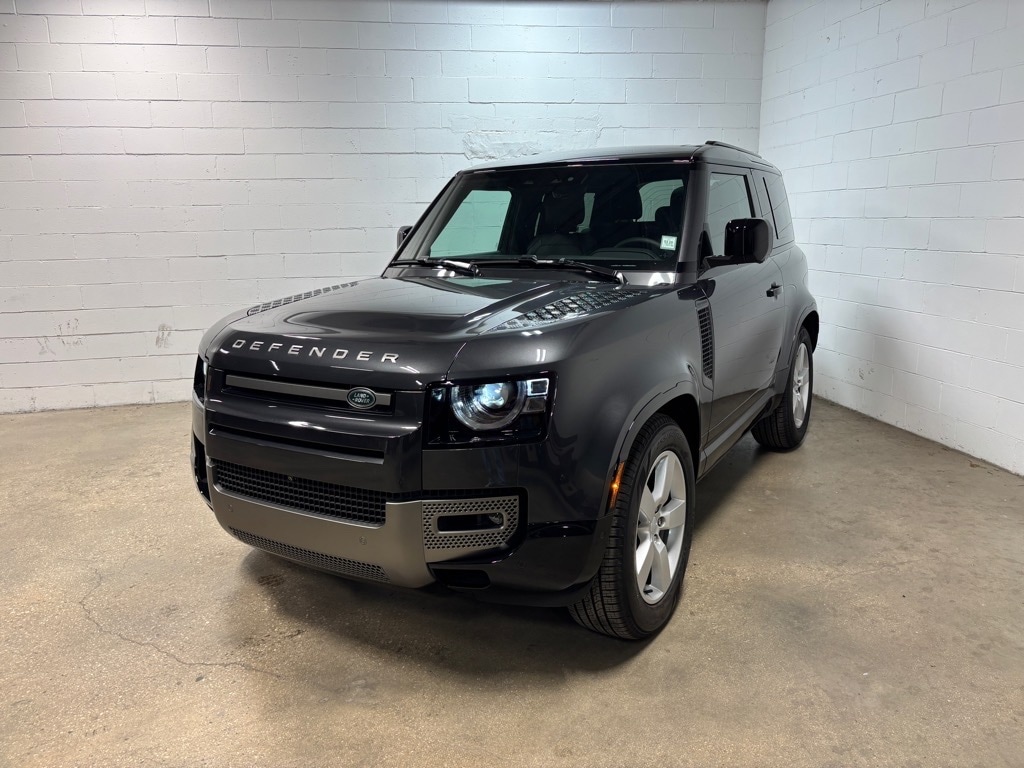 New 2025 Land Rover Defender 90 For Sale in Glen Cove, NY | 12855R