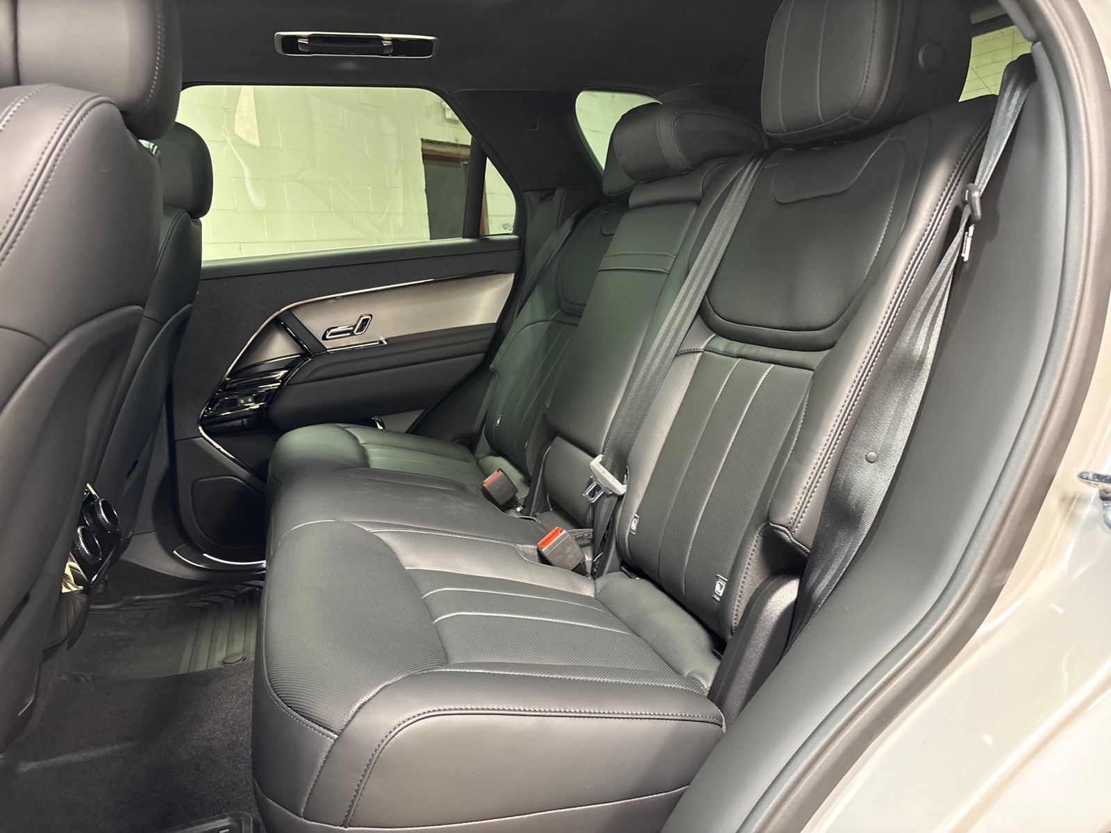 2026 Land Rover Range Rover Sport SE - Photo 27