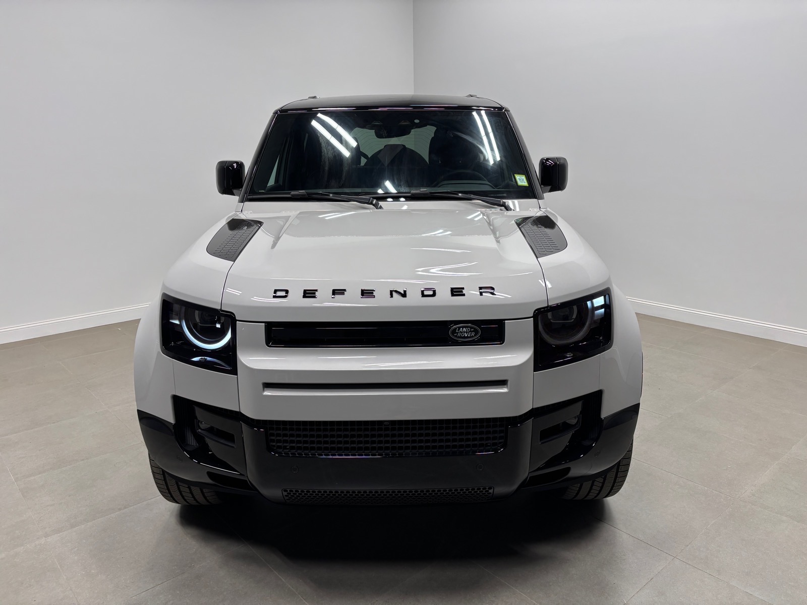 New 2026 Land Rover Defender 110 X-Dynamic SE SUV