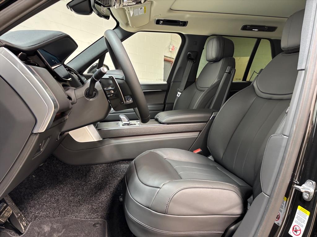 2026 Land Rover Range Rover SE - Photo 23