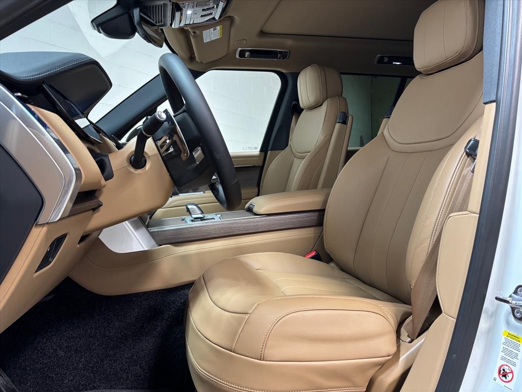 2026 Land Rover Range Rover SE - Photo 23