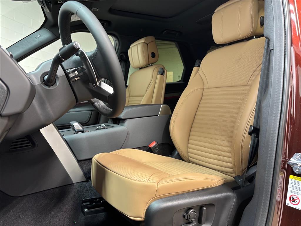 2026 Land Rover Discovery Gemini Edition - Photo 21