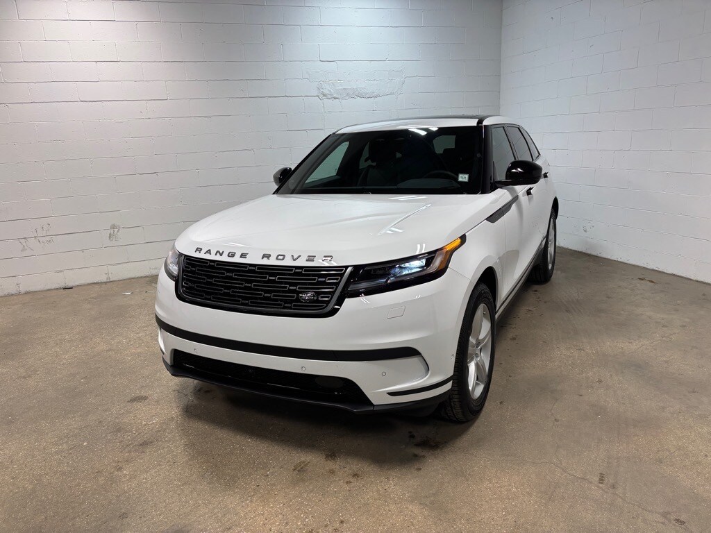 2026 Land Rover Range Rover Velar S photo 2