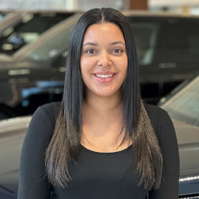 Staff member Jennifer Rosario from ID_4aecfb99ce96
