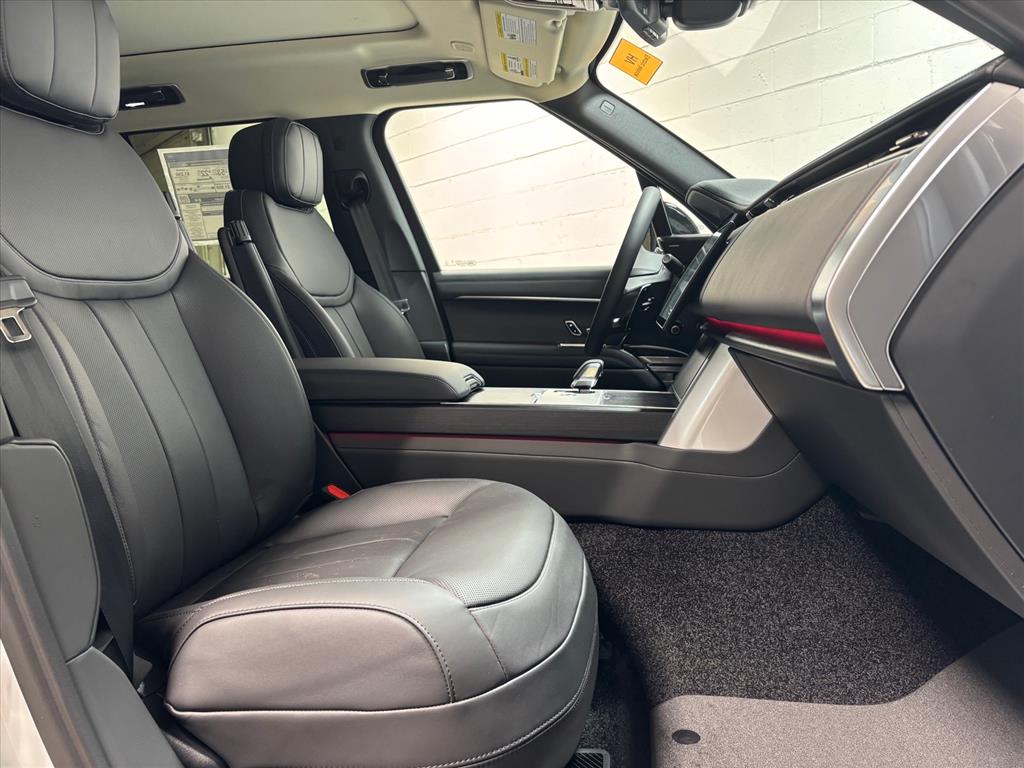 2026 Land Rover Range Rover SE - Photo 32