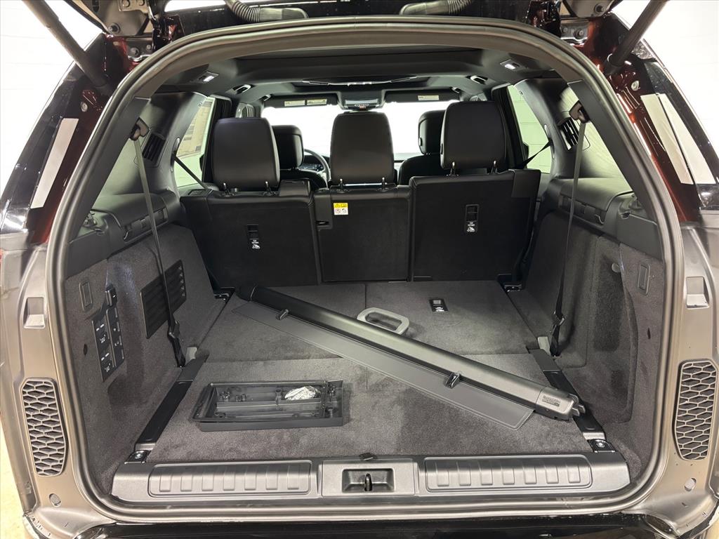 2026 Land Rover Discovery Gemini Edition - Photo 45